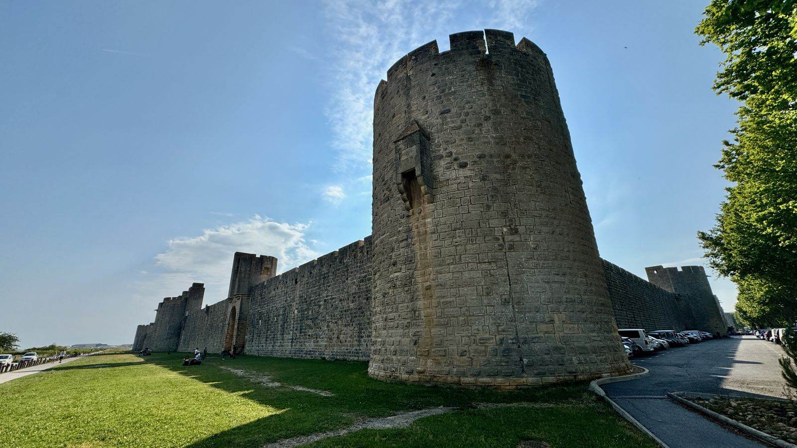 Les remparts complets d'Aigues-Mortes
